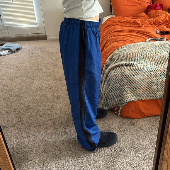 Blue w black stripe windbreaker style pants - Picture 3 of 3